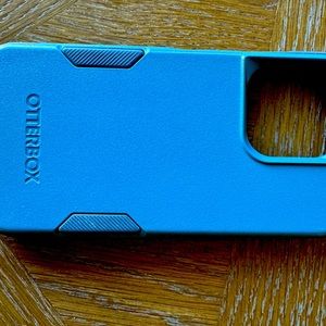 Otter box iPhone 13 Pro